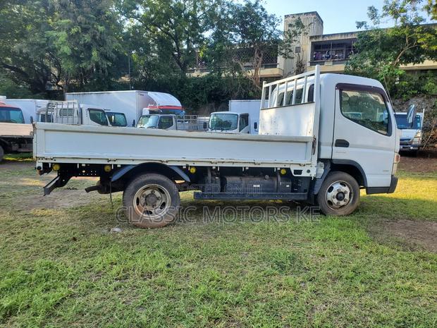 Fuso Canter, 2018. 3000cc4p10 Engine, Manual, 3 Ton - thumbnail 4