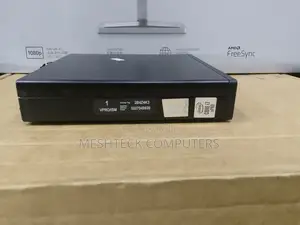Desktop Computer Dell OptiPlex 7070 16GB Intel Core I7 SSD 512GB