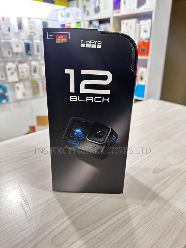 Gopro Hero 12 Black With Sandisk 64GB Microsd Card Case - thumbnail 3
