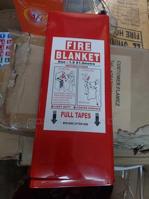 Fire Blanket Fire Blanket.1.8m*1.8m6ft*6ft - thumbnail 2