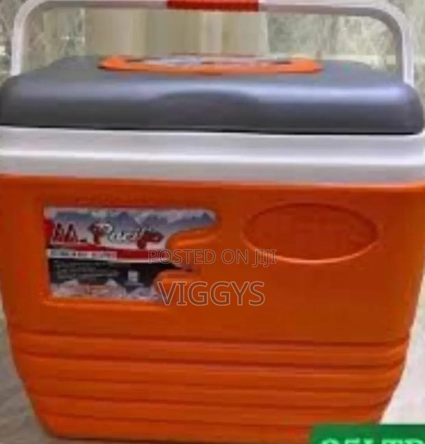 Favourable Original Premier 48l Cooler Box