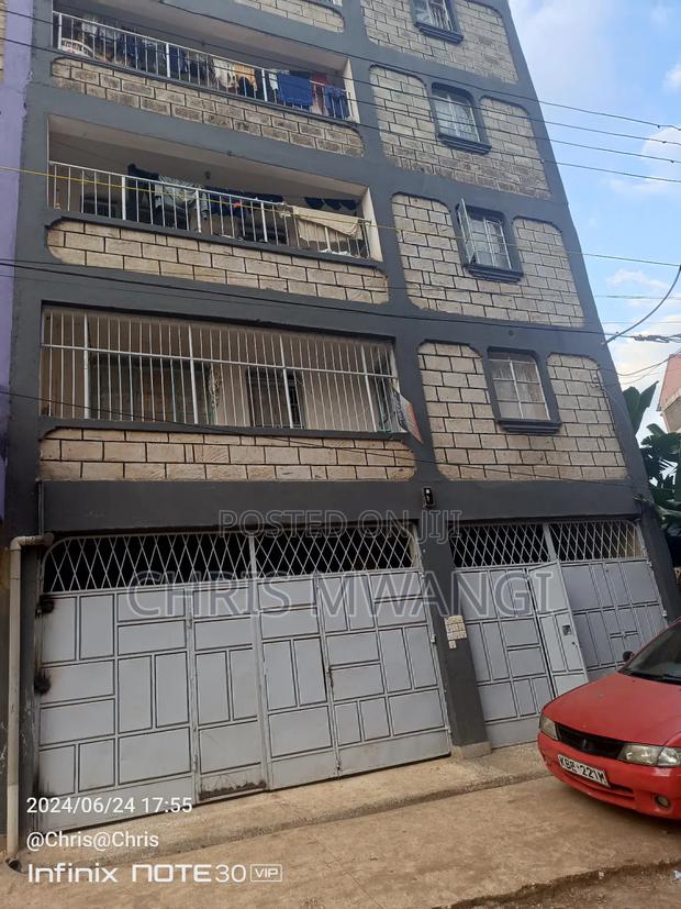 2bdrm Block of Flats in Ngumba Estate for sale - main view