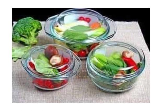 Signature 3 PCS Glass Casserole Set With Lids - main view