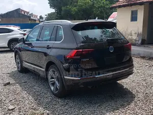 Volkswagen Tiguan 2018 Black