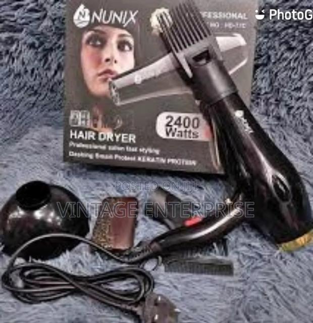 Nunix Blow Dryer With Accessories (2400wats Cap)