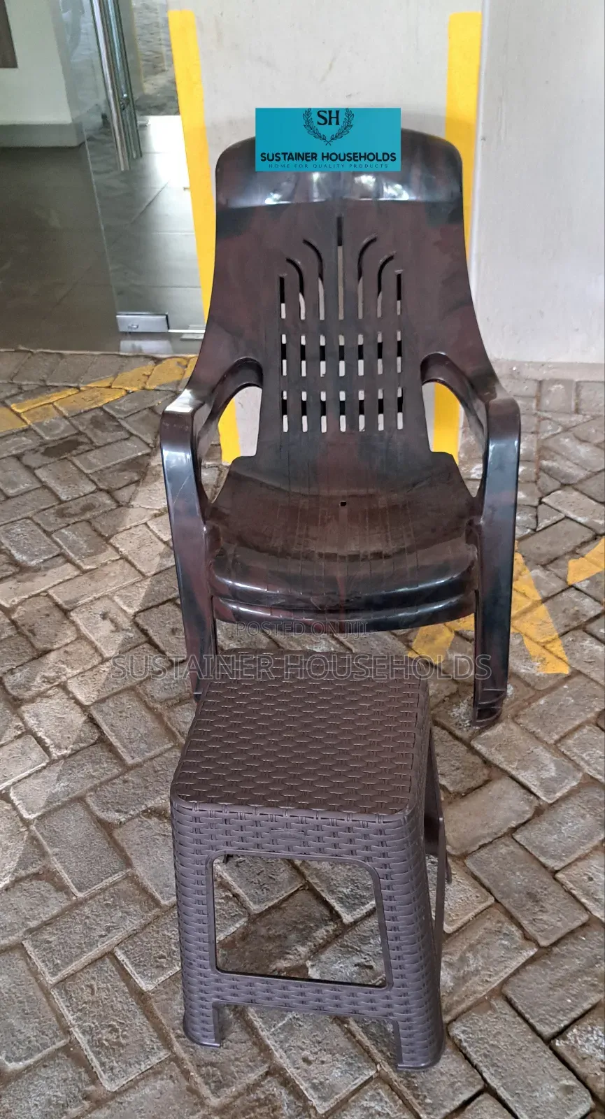 Relaxo Plastic Chairs With Bamboo Plastic Stools Sets