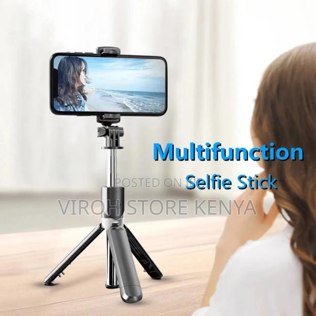 Phone Mobile Selfie Stick With Bluetooth Shutter 100cms Long - main view