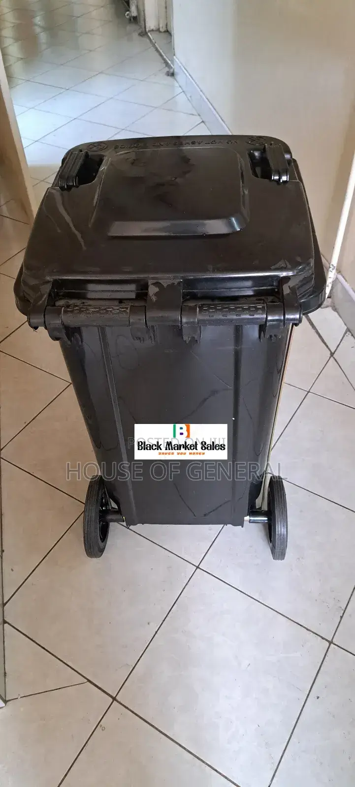 100ltrs Heavy Duty Garbage Bins With Pedal Wheels