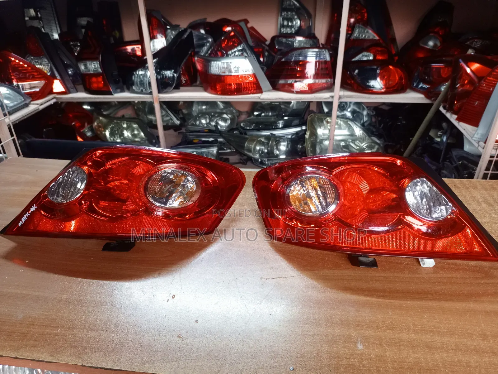 Ex-Japan Mark-X Old Model Backlights Complete With Bulbs