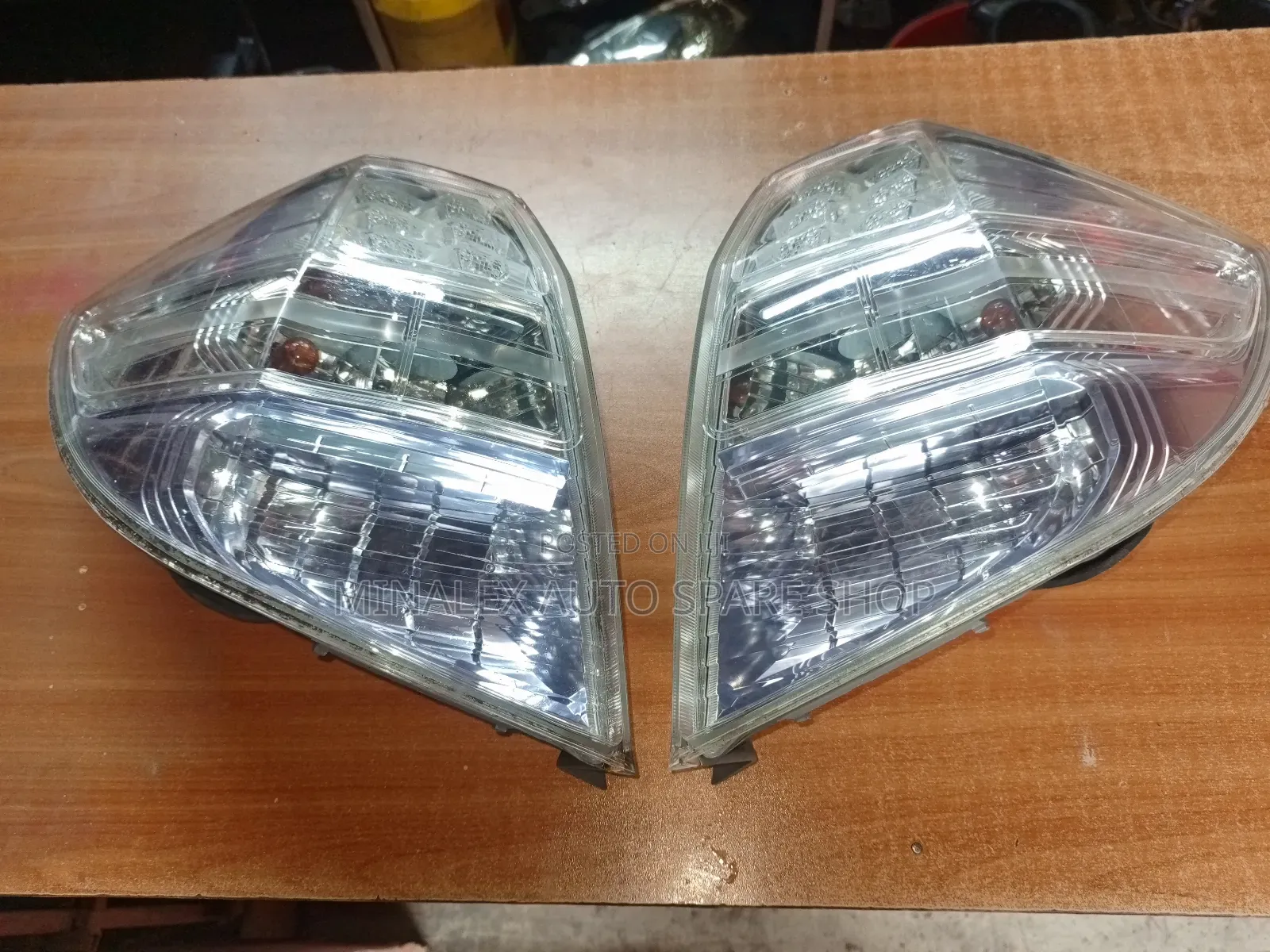 Ex-japan Honda Fit Hybrid Clear Backlights