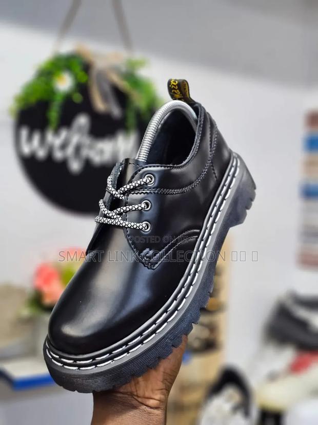 Dr Martens - thumbnail 2