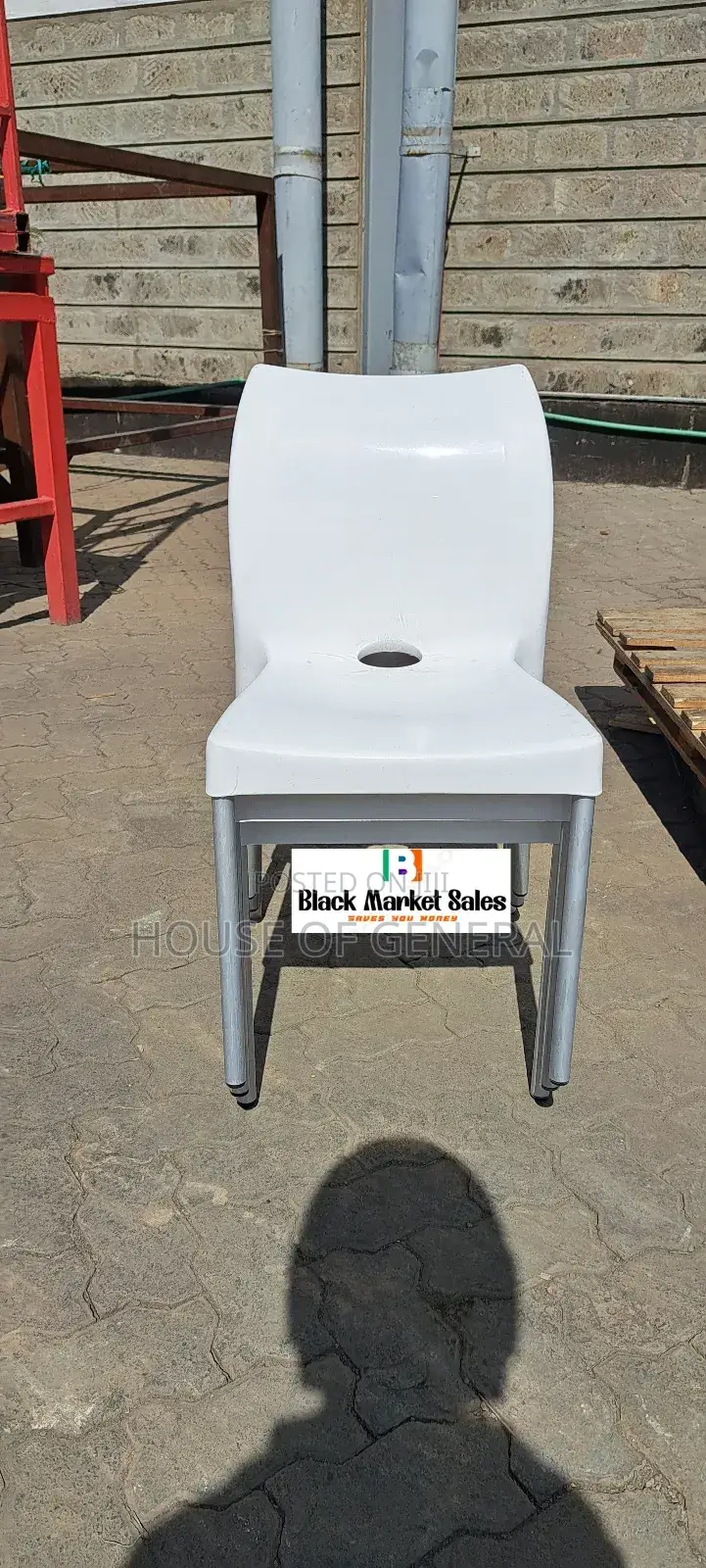 Good Quality Armless Plastic Chair With Metal Legs