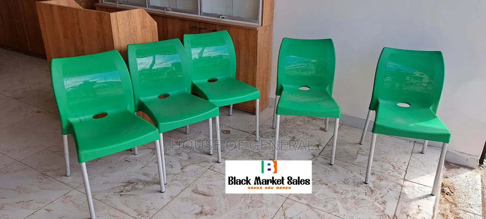 Strong Plastic Chair With Metal Tubing Legs