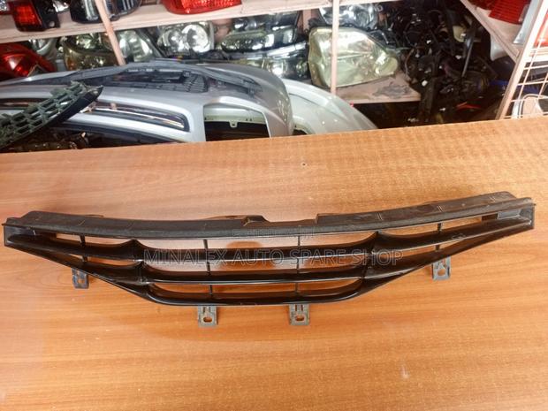 Toyota Wish 2012 Front Grill - thumbnail 2