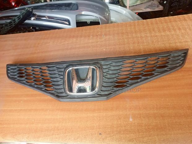 Honda Fit 2008 Front Grill - main view