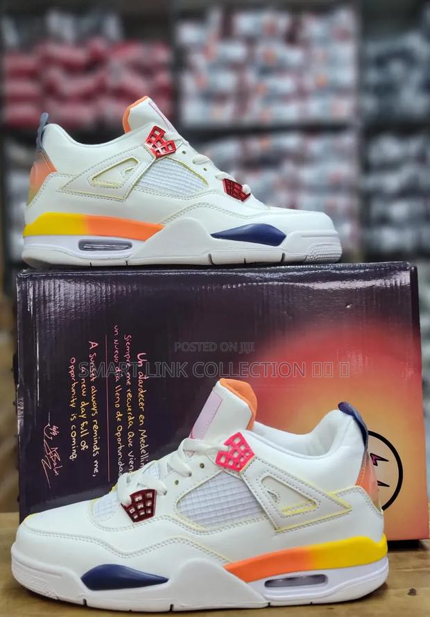 * Air Jordan 4 Balvin*