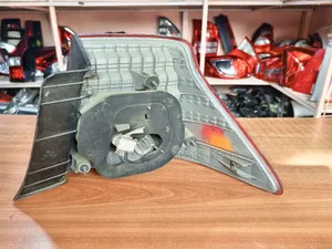 Crown 2004 Body Backlights