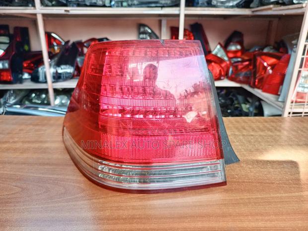 Crown 2004 Body Backlights - main view