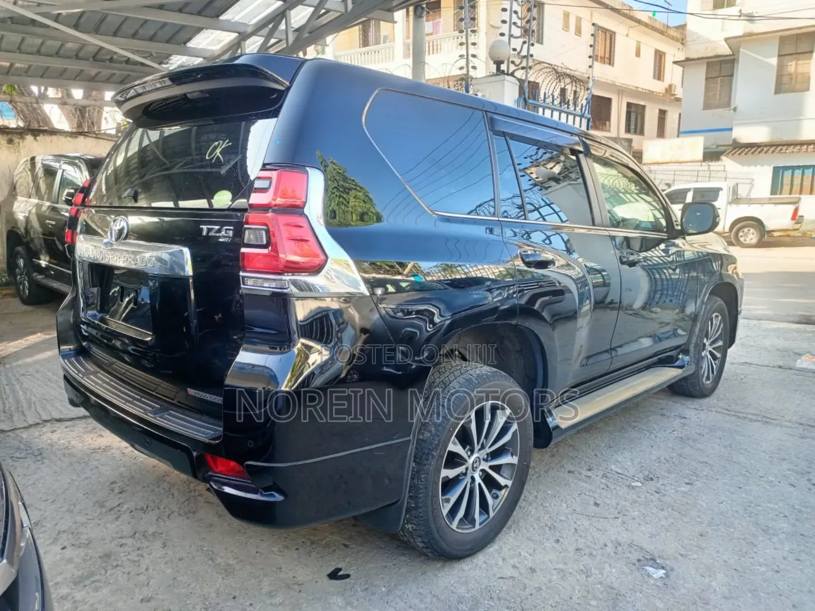 Toyota Land Cruiser Prado 2019 Green