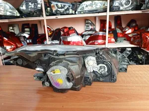 Ex-Japan Mark-X 2012 Zenon Headlights(Shinny Reflector)
