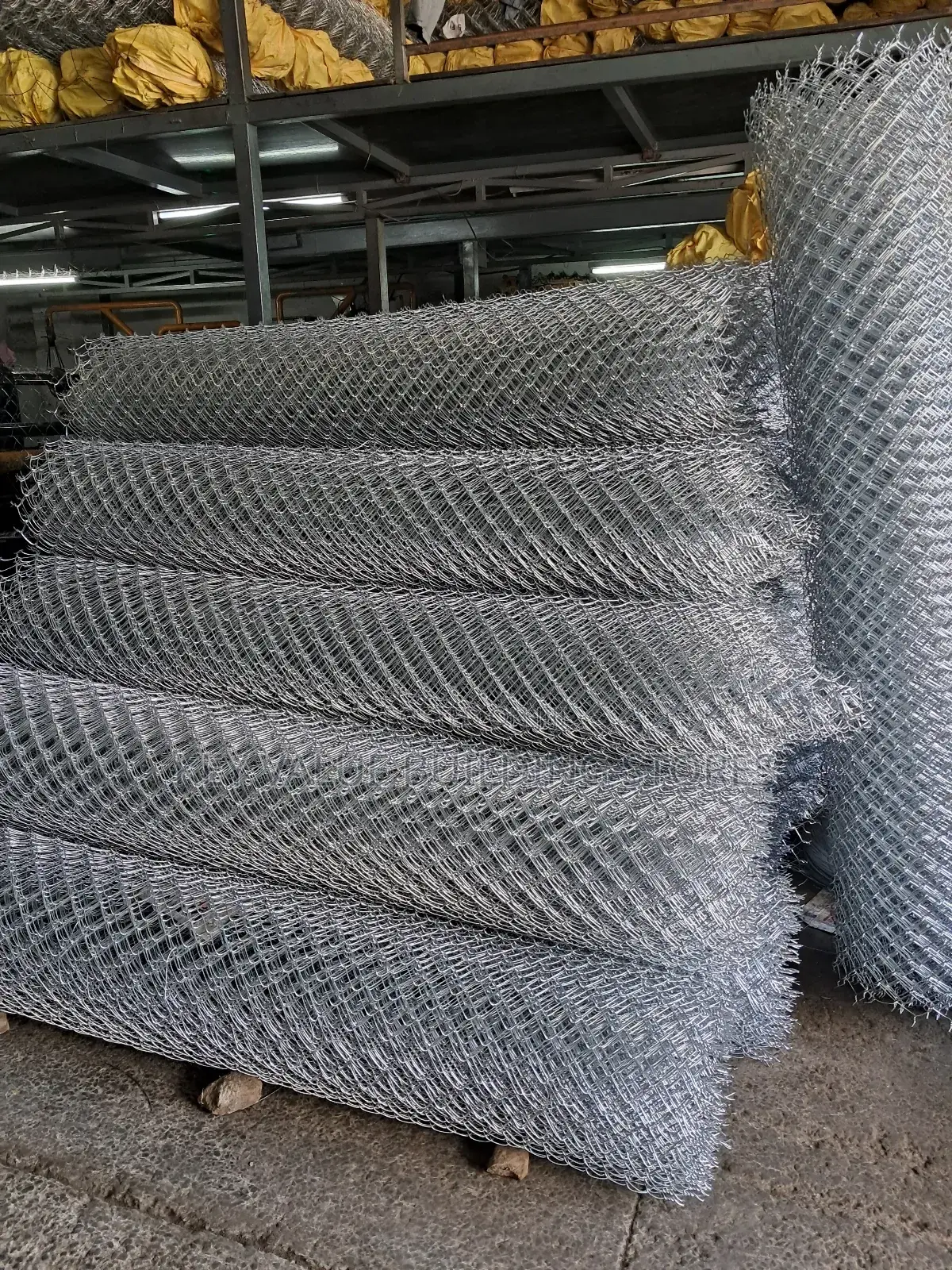 Top Quality Galvanized Chainlink Mesh 12.5g Mesh 80×80 6ft
