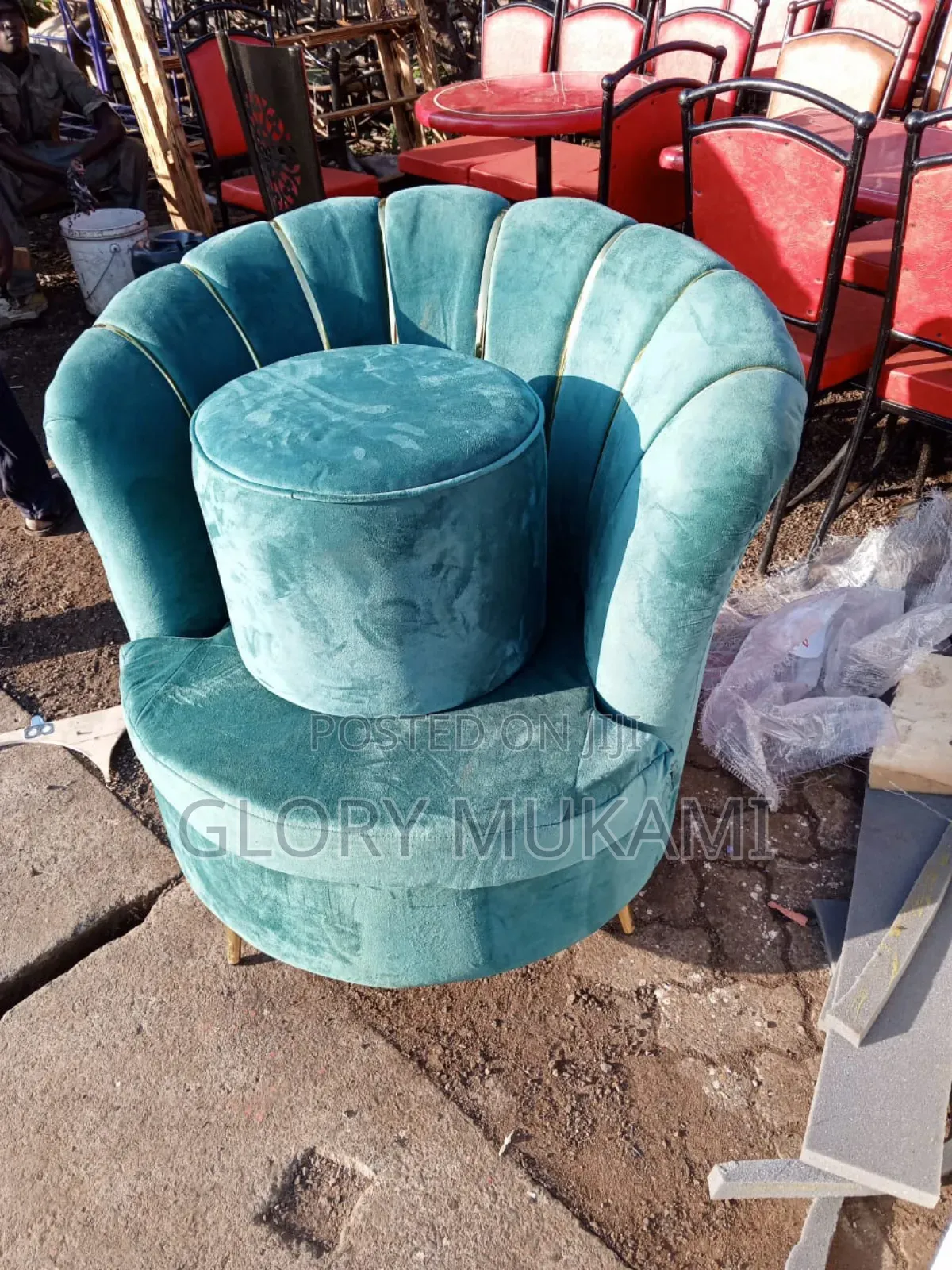 Queens Set Manicure Chairs