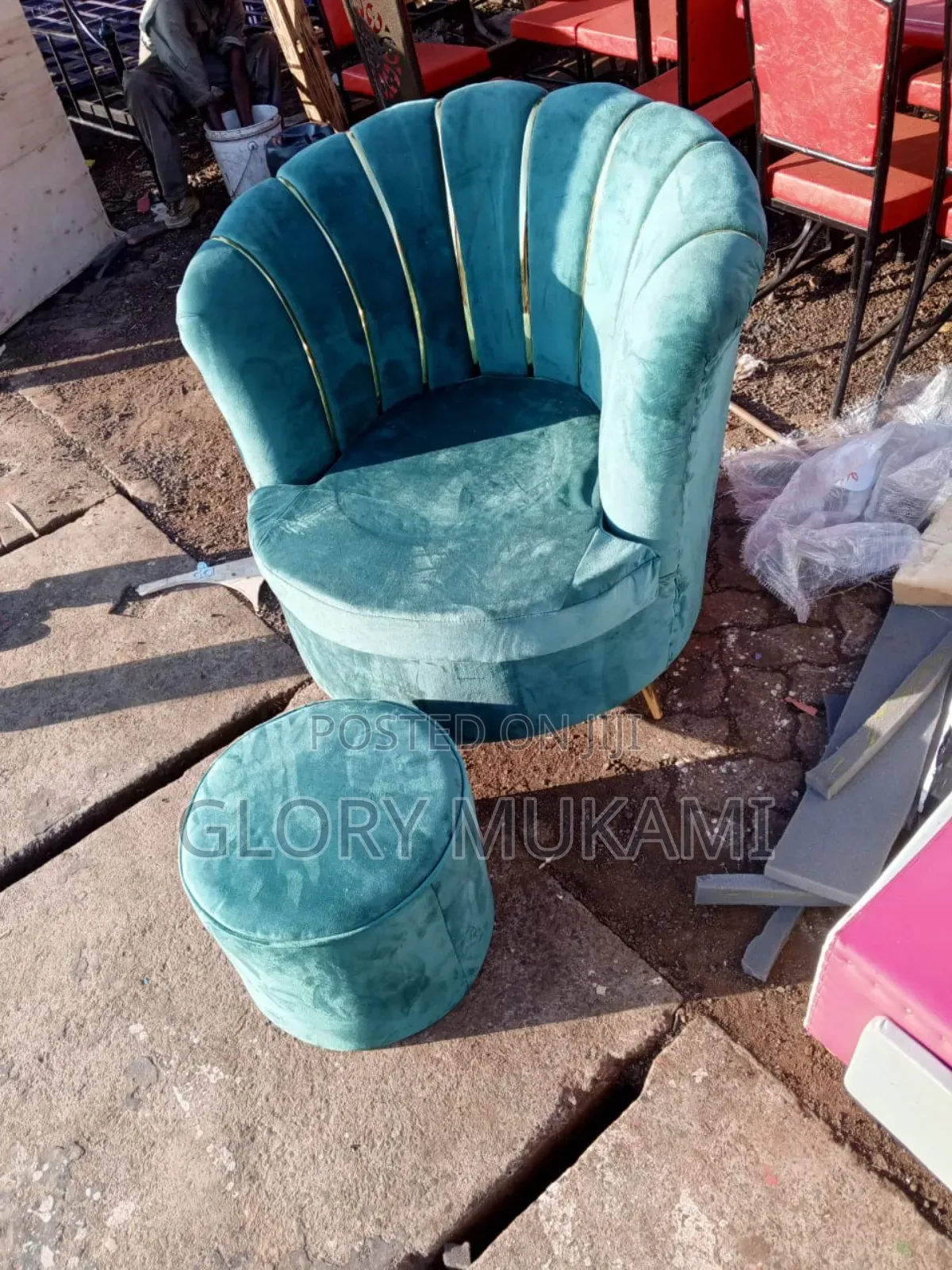 Queens Set Manicure Chairs