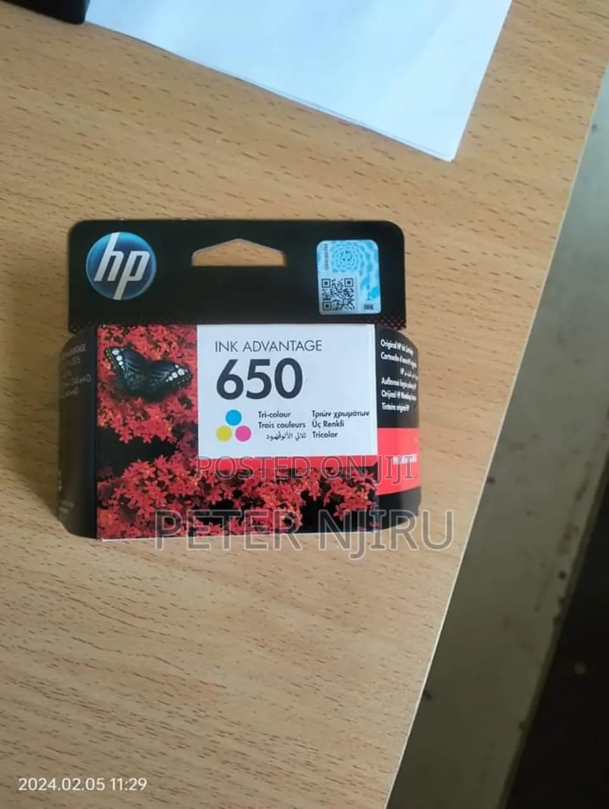 HP 650 Tri- Color Is Ink Cartridge.