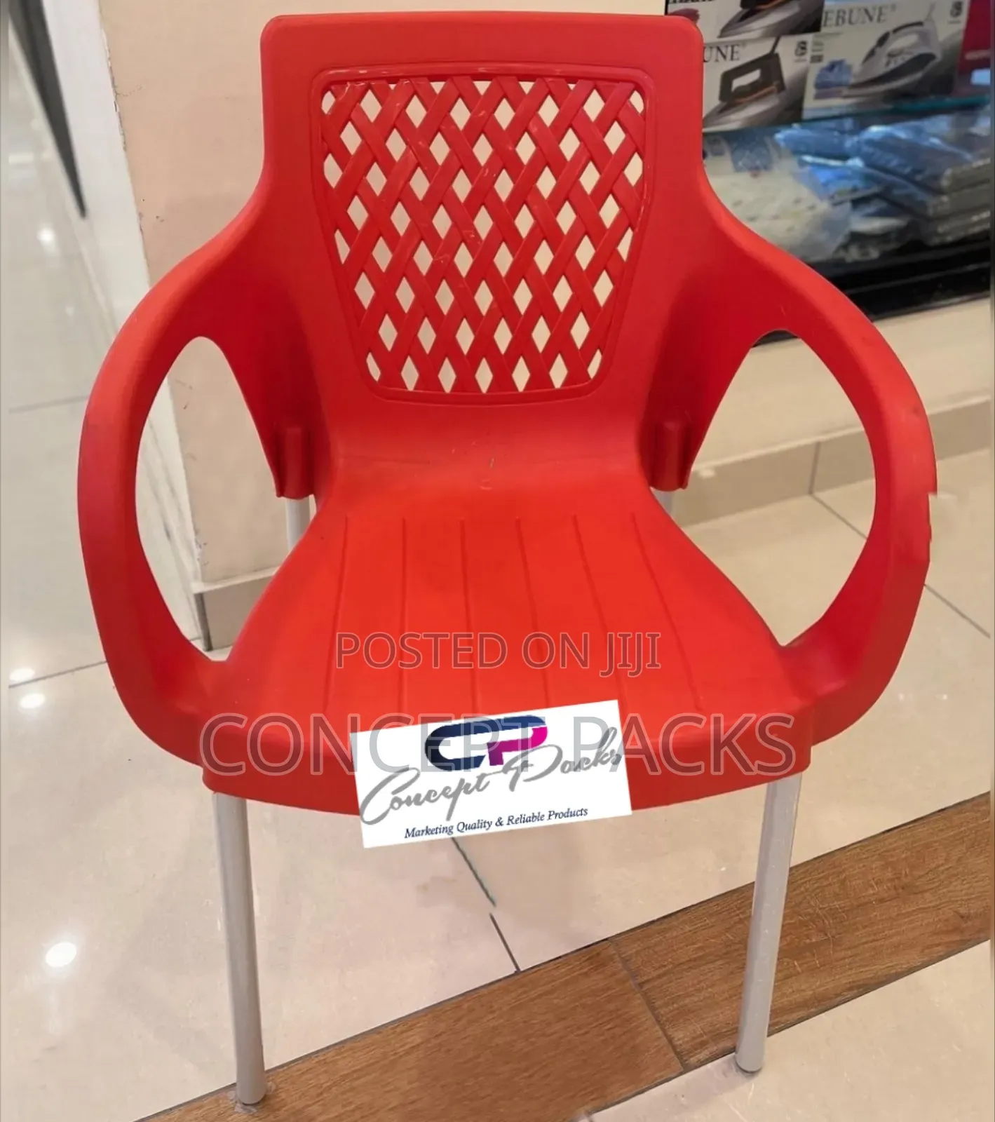 Strong Comfortable Plastic Chair With Metal Tubing Legs