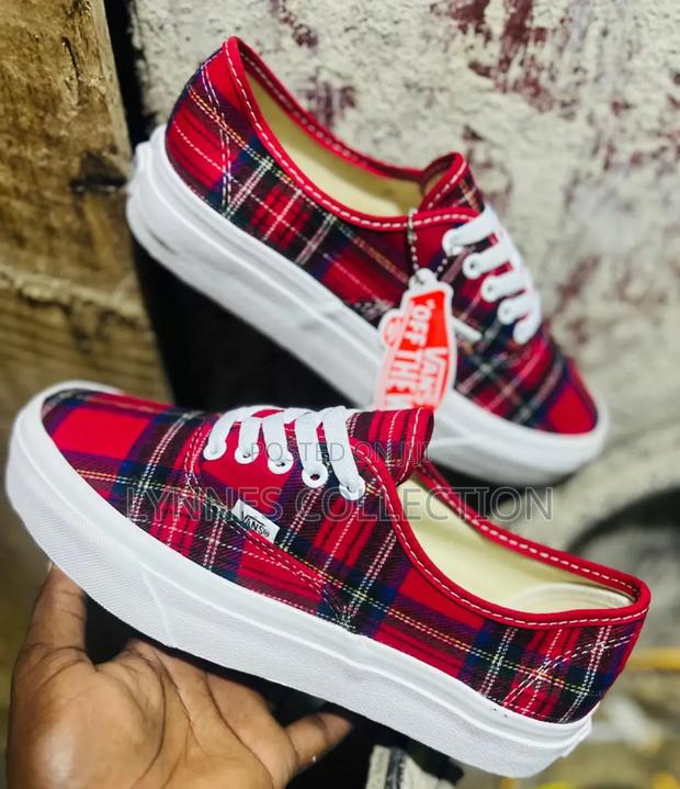 Vans Off the Wall - thumbnail 2