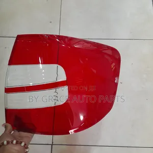 Tail Lens Corona 99/ Premio