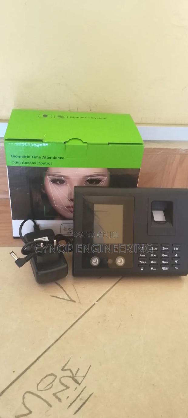 Work Place Face Recognition Machine - main view