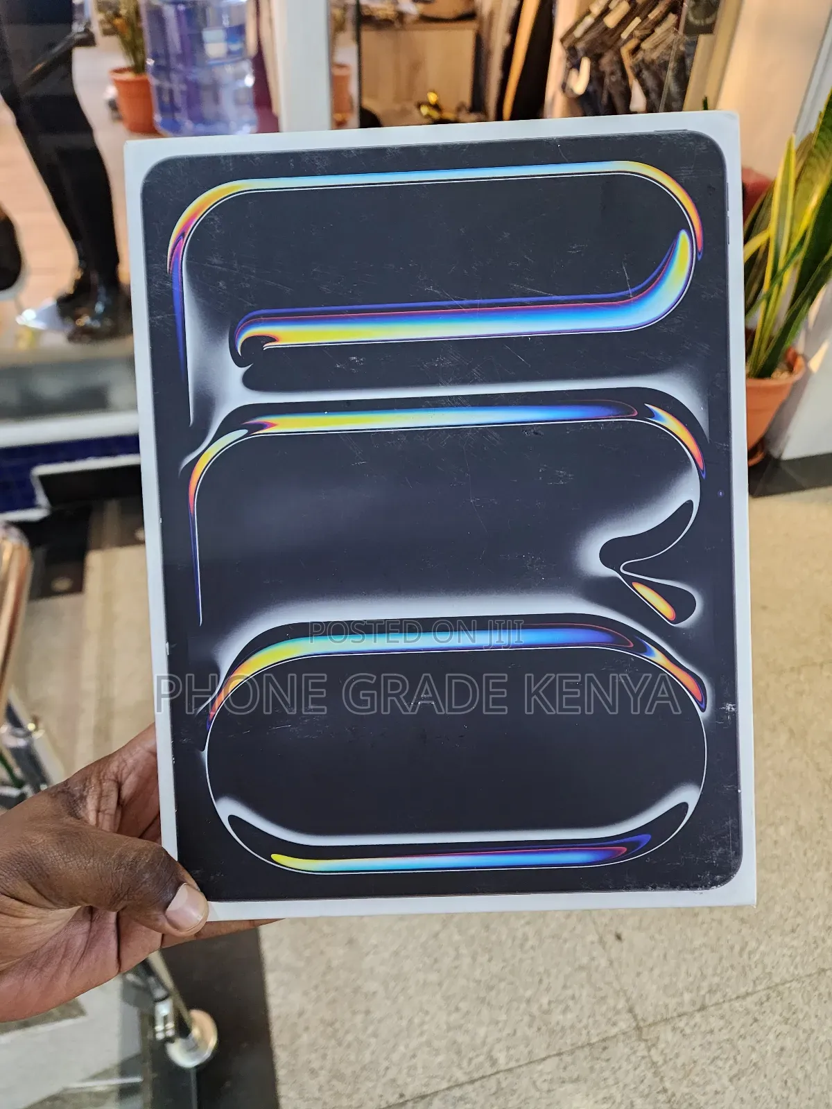 New Apple iPad Pro 13 (2024) 256 GB Black