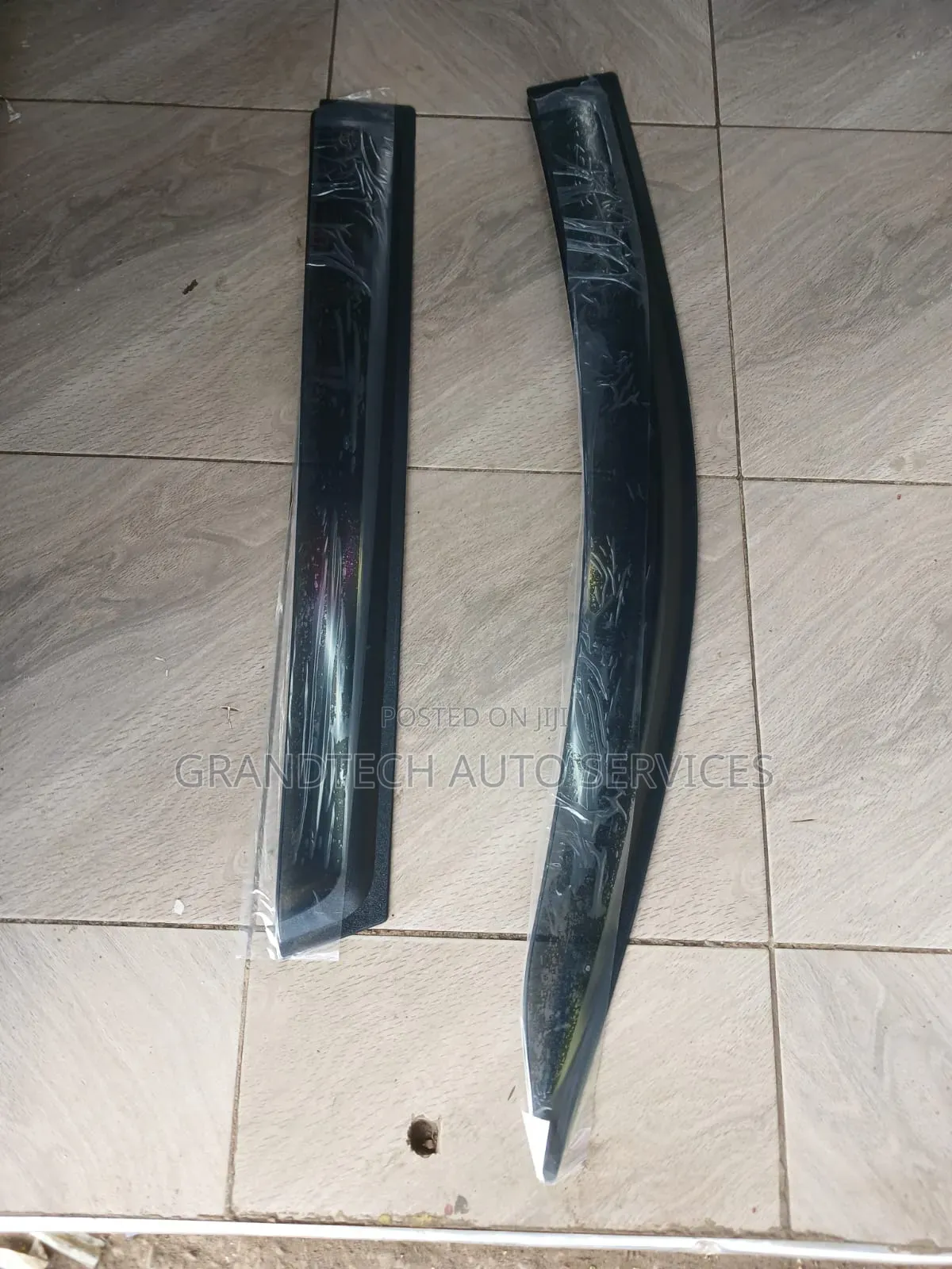 Toyota Harrier New Model Windbreakers__