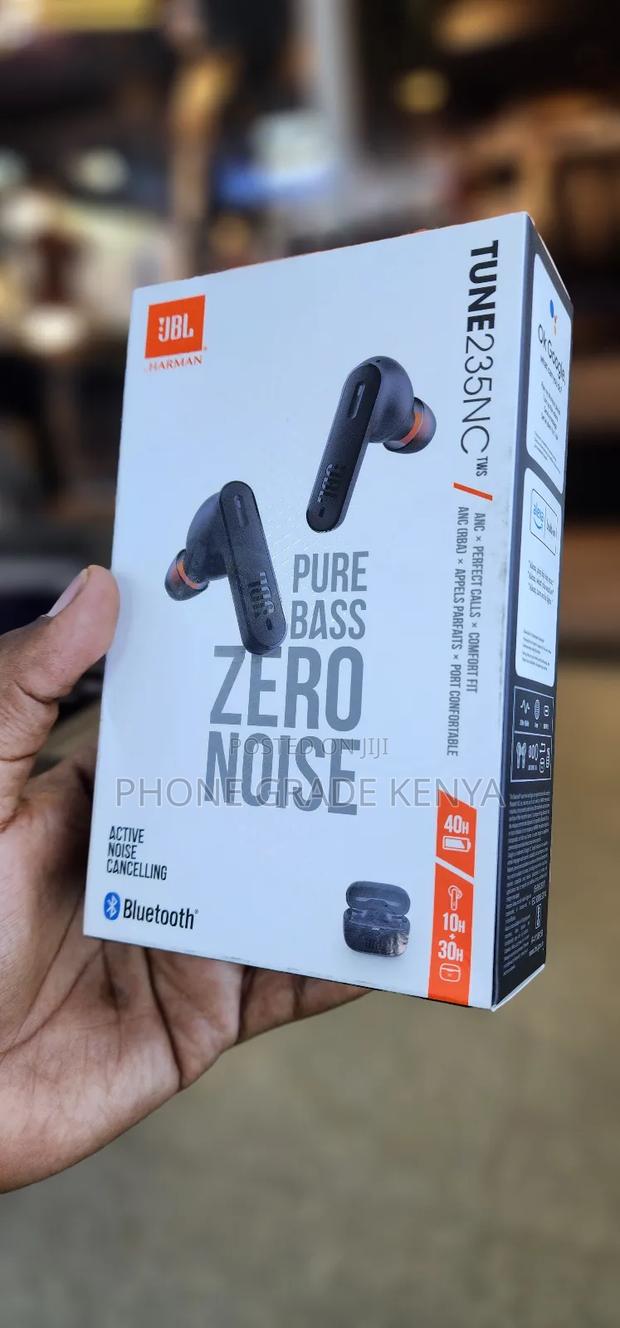 JBL Tune235nc - main view