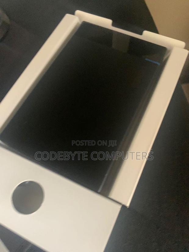 UGREEN USB 3.0 2.5" Hard Drive Enclosure - 2.5 Enclosure - thumbnail 3