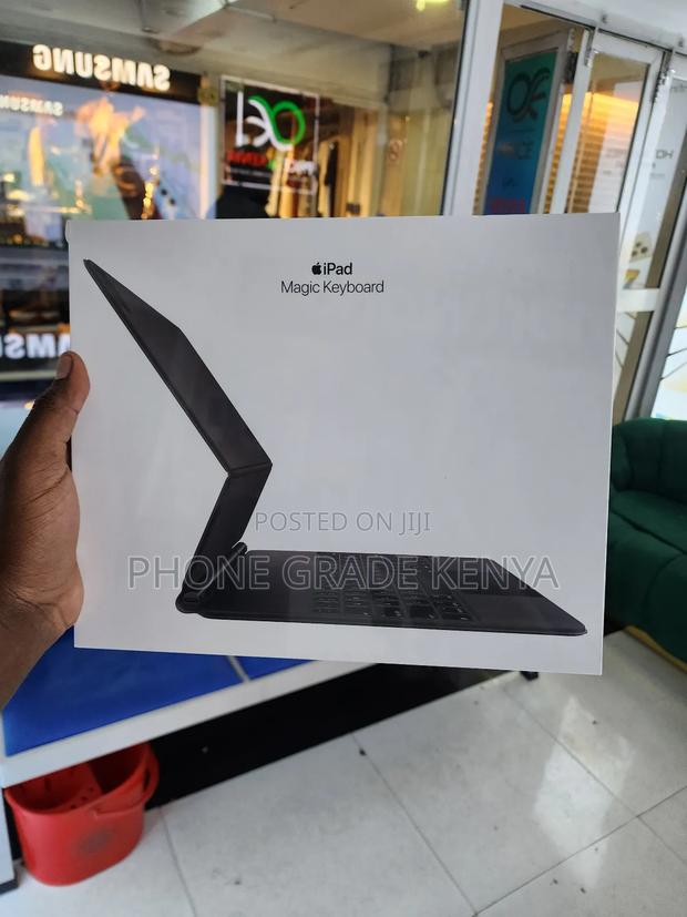 Magic Keyboard 11inch M4 - thumbnail 2