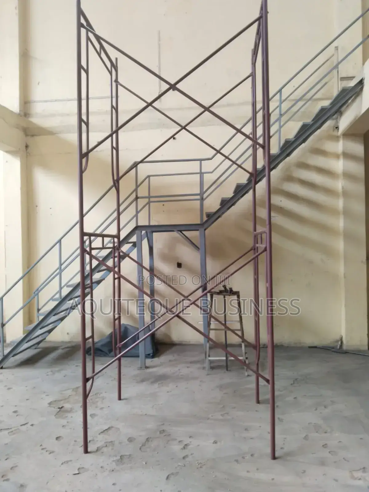 Scaffolding Metallic Ladder