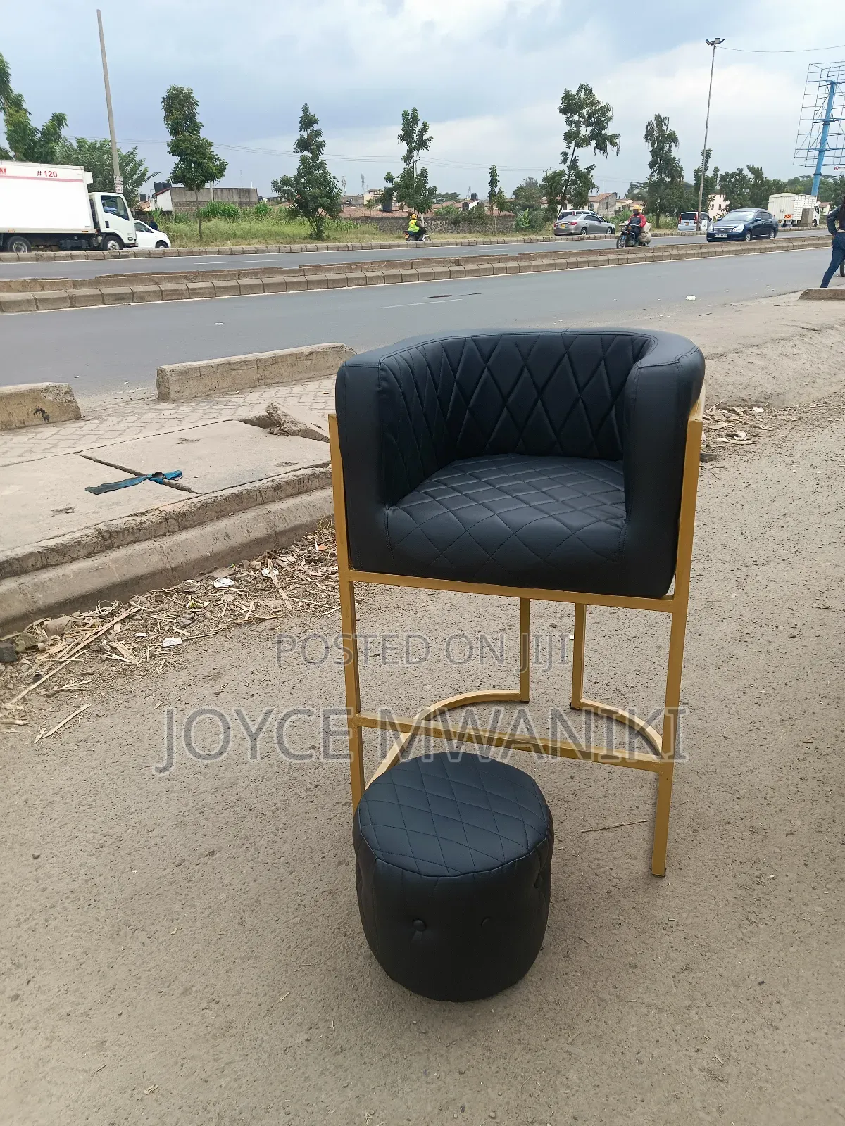 Makeup Chair and a Puff, Black Leather 