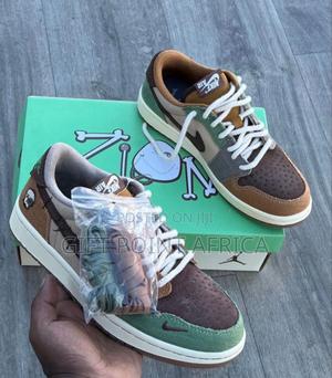 Unisex Nike SB Sneakers - thumbnail 2