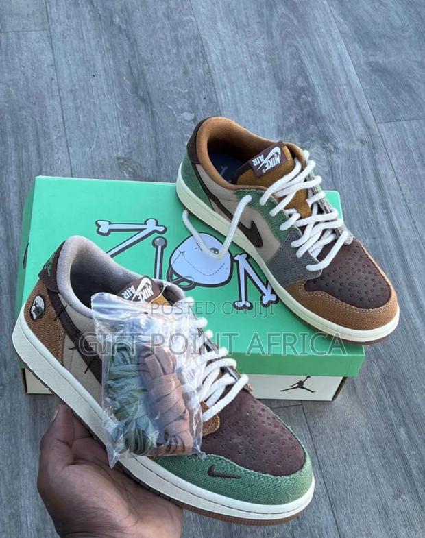 Unisex Nike SB Sneakers - thumbnail 3