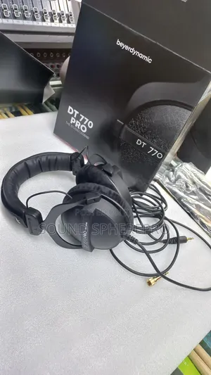 Beyerdynamics DT-770 Pro Overhead Headphone