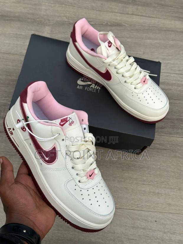 Airforce 1 Ladies Sneakers - main view