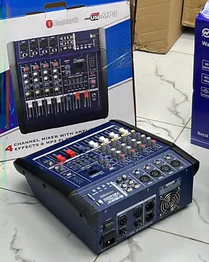 Omax 4 Channel Powered Mixer 2 Outputs