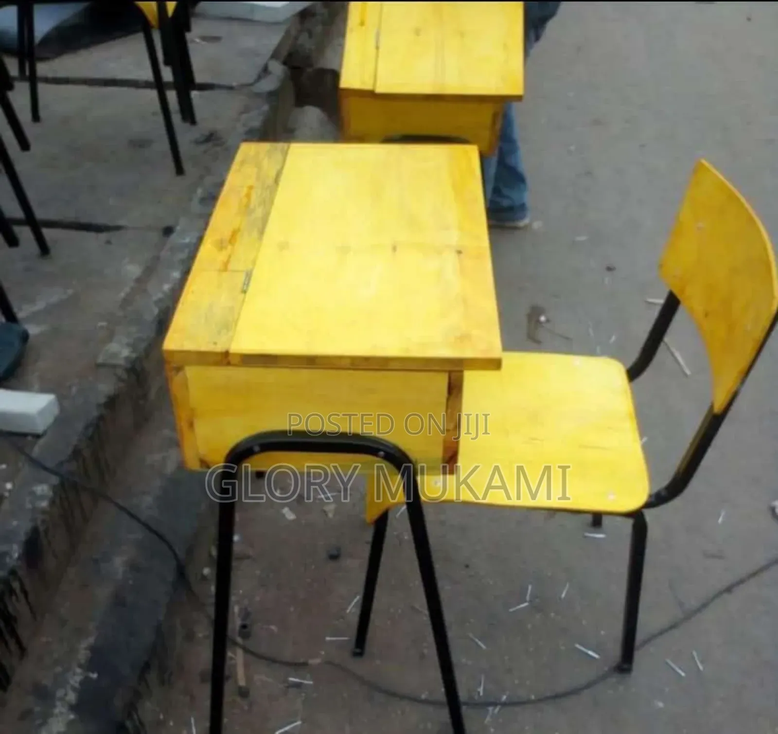 Qaulity Comfortable School Lockers and Chair