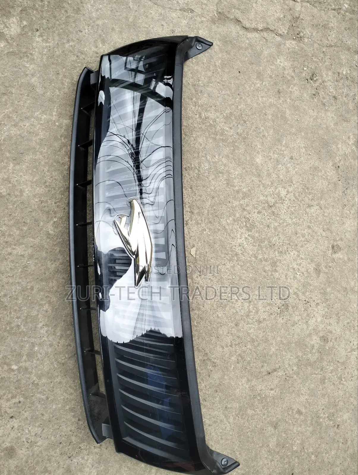 Harrier New Model Grille