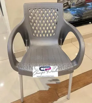 Strong Comfortable Plastic Chair With Metal Tubing Legs