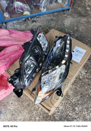 Mazda3 04-08 Projector Headlights by Spyder USA