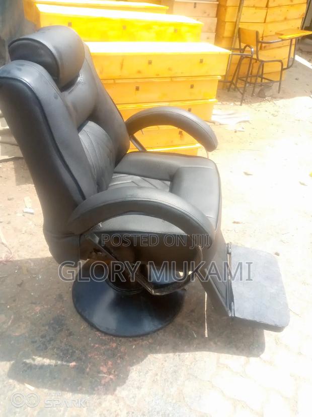 Brand New Barber Chairs - thumbnail 4