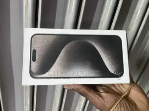 New Apple iPhone 15 Pro 256 GB